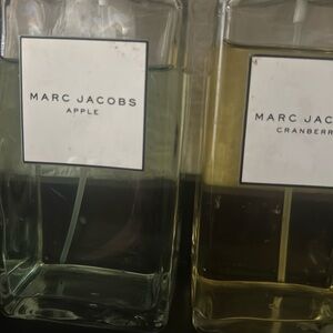 Marc Jacobs Fragrance — women’s fragrance Black Caps with Clear  Bottles